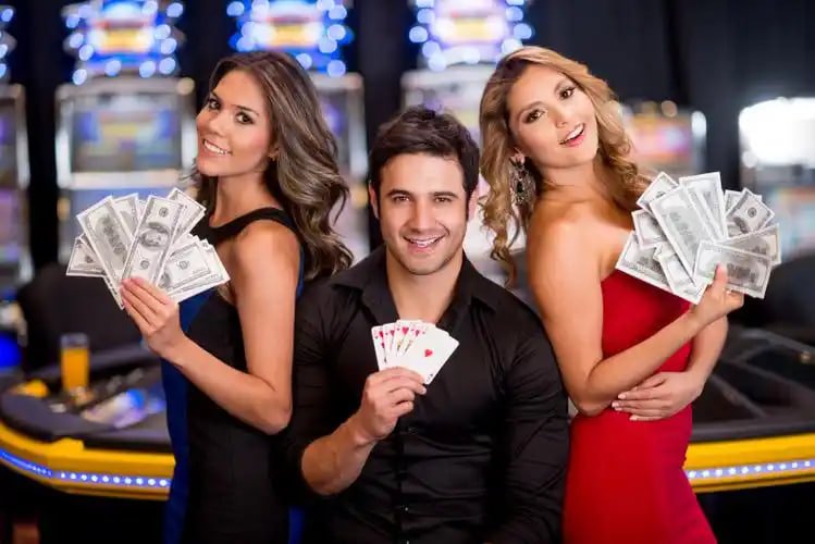 PK66 Live Baccarat ဂိမ်း — အိမ်ရှင်မနှင့် မျက်နှာချင်းဆိုင် ကစားမှု